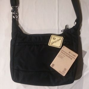 Black anti-thief shoulder bag